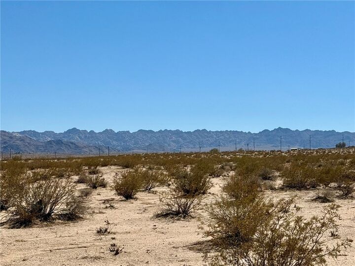 Property Photo: 1234 Indian Trl CA 92277