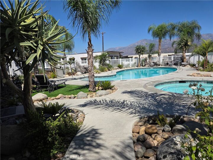 Property Photo:  1134 Villa Calimesa Lan  CA 92320 