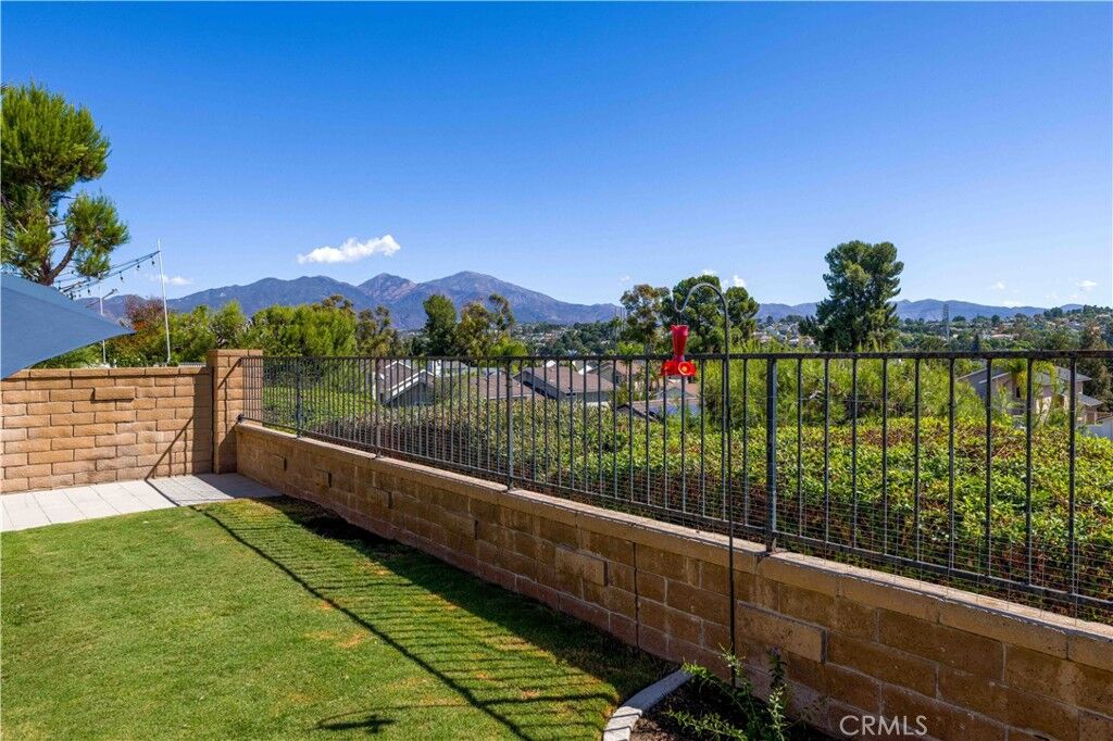 Property Photo:  22072 Salcedo  CA 92691 