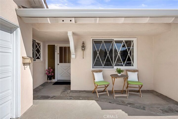 Property Photo:  341 E Parkwood Ave  CA 90631 