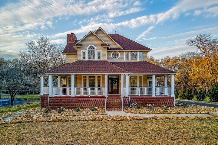 Property Photo:  962 Indian Mound Dr  TN 37110 