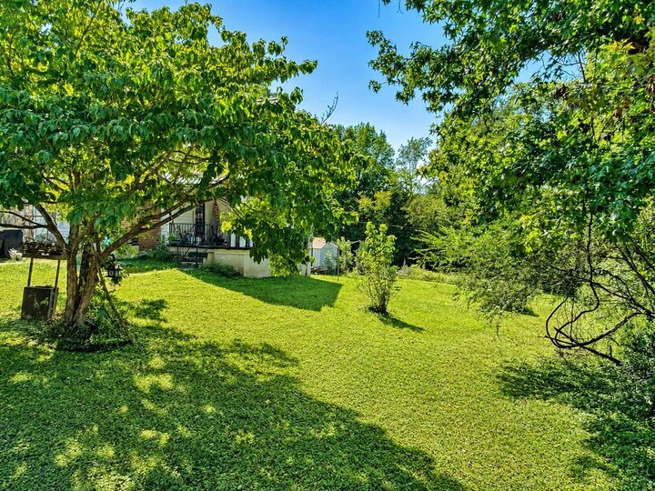 Property Photo:  144 Rooster St  TN 37079 