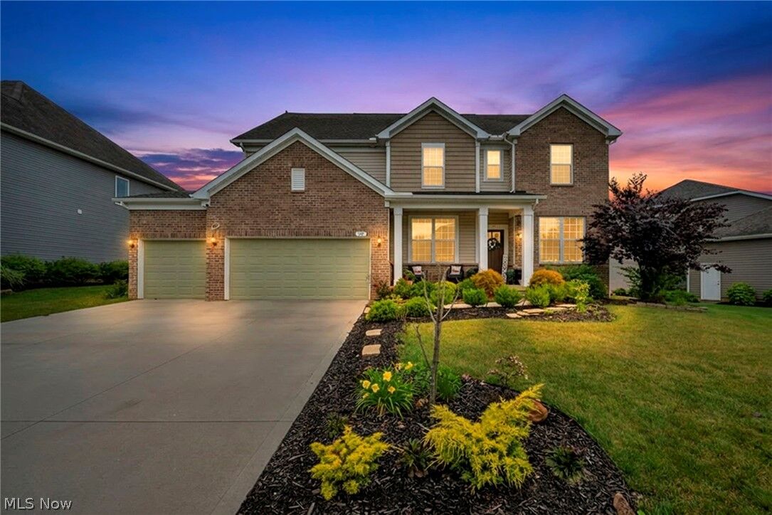 Property Photo: 172 Harvester Drive OH 44321