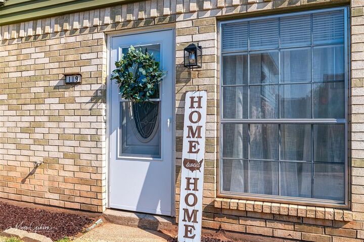 Property Photo:  119 Carriage Square Drive  LA 71112 