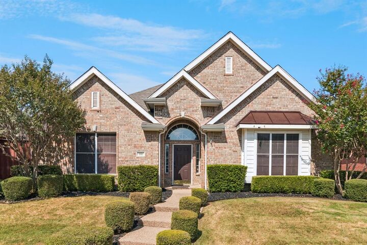 Property Photo: 305 Andre Drive TX 75063