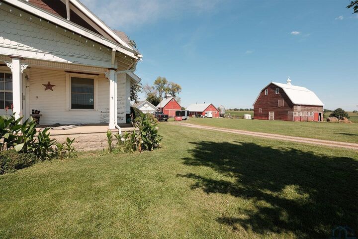 Property Photo: 2708 450th Street IA 51027