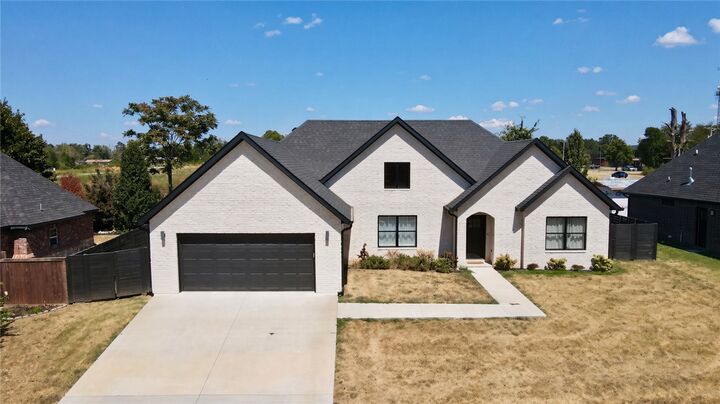 Property Photo: 1803 Lazy L Street AR 72758