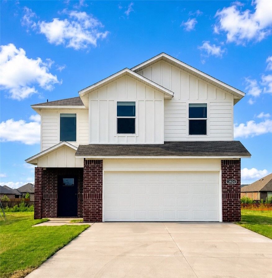 Property Photo:  3799 Crescent Springs Avenue  AR 72764 