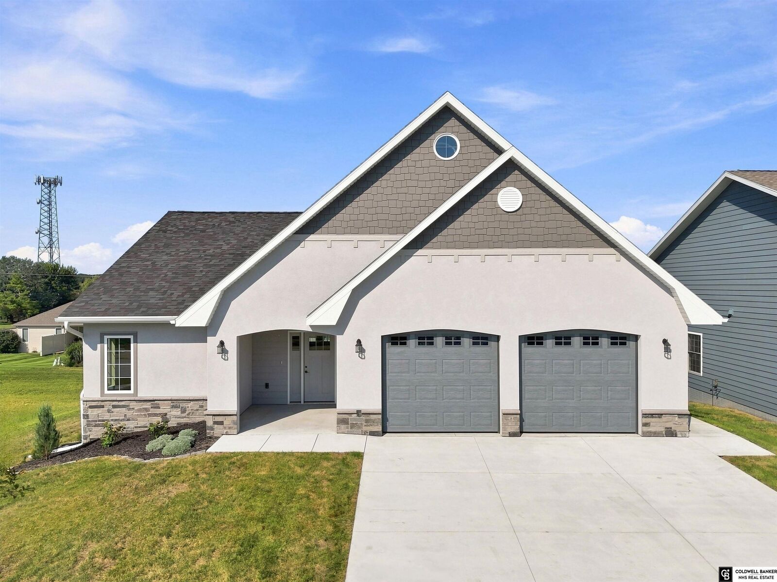 Property Photo:  1057 N 12T Street  NE 68434 