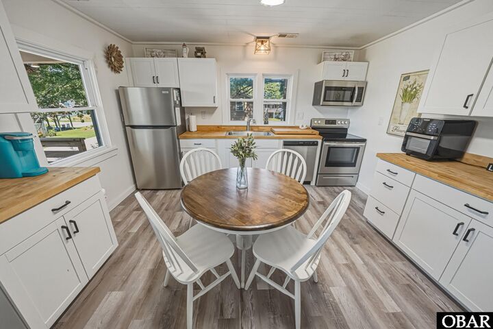 Property Photo:  2041 Phoebus Street  NC 27948 
