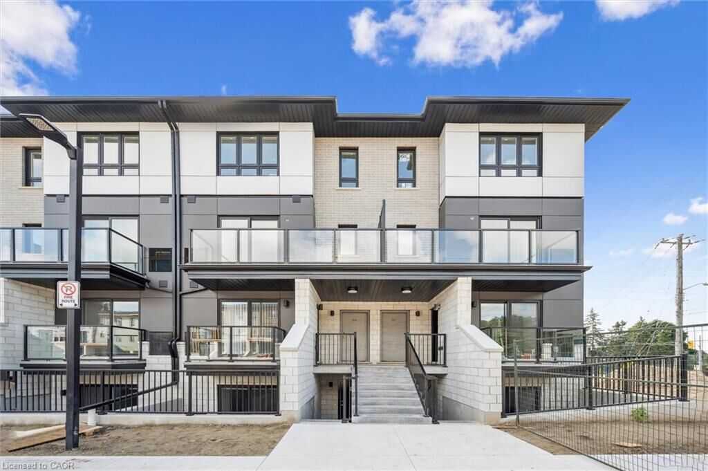 Property Photo:  410 Northfield Drive W D13  ON N2L 0A6 