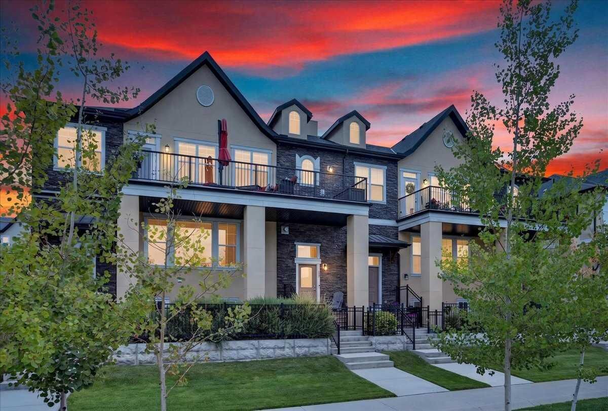 Property Photo:  66 Cranbrook Drive SE  AB T3M 0J1 