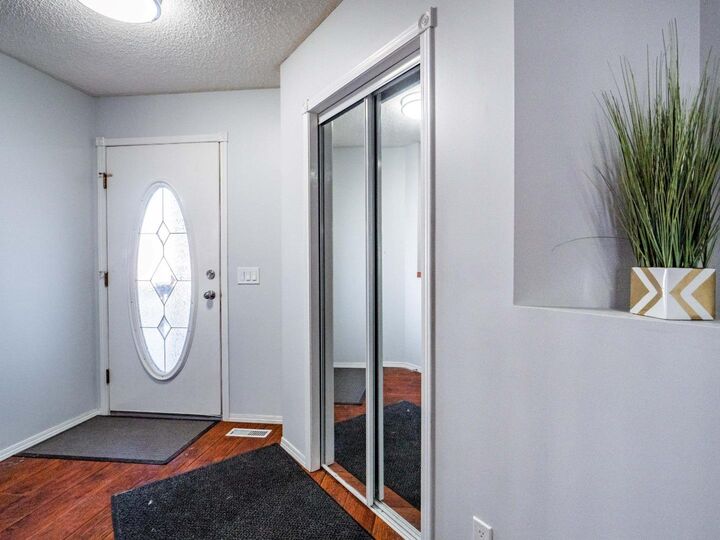 Property Photo:  798 Coral Springs Boulevard NE  AB T3J 3R7 