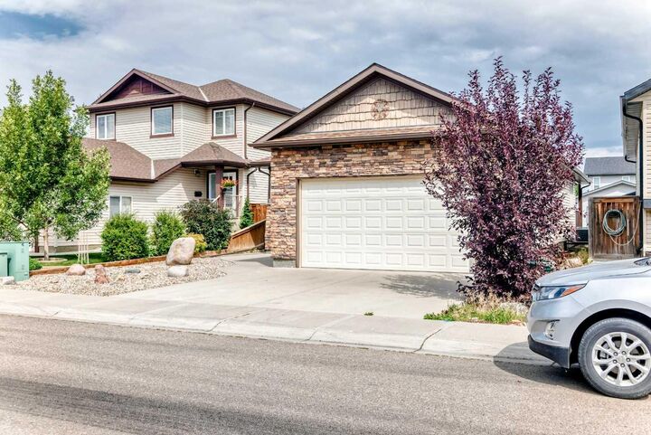 Property Photo: 27 Jessie Robinson Close N AB T1H 6Y4