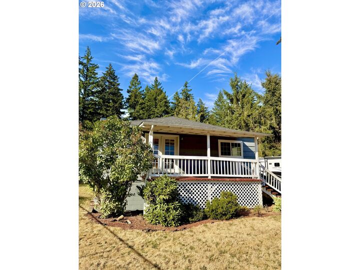 Property Photo:  389 NW Gropper Rd  WA 98648 