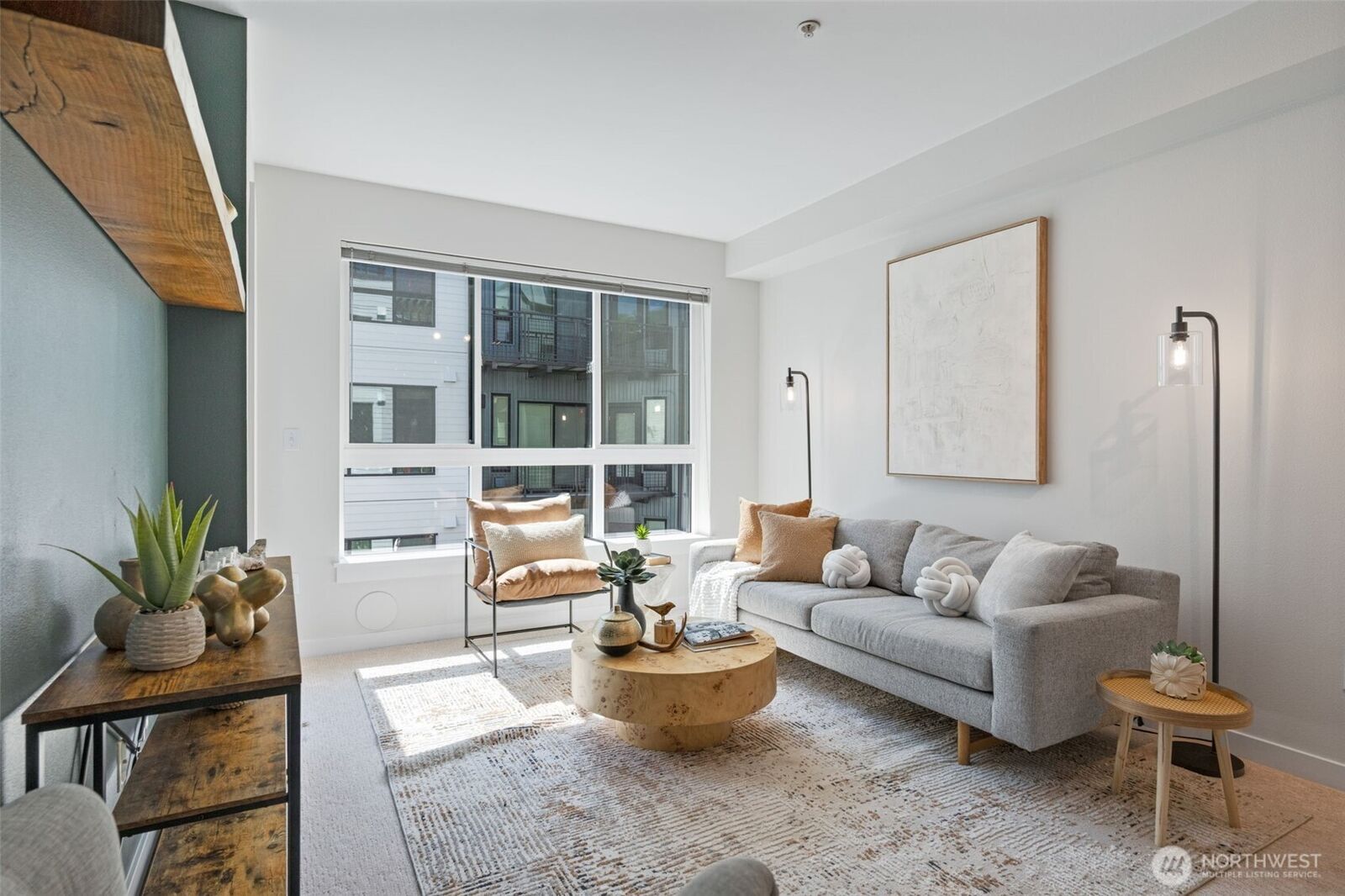 Property Photo: 1410 E Pine Street W307 WA 98122