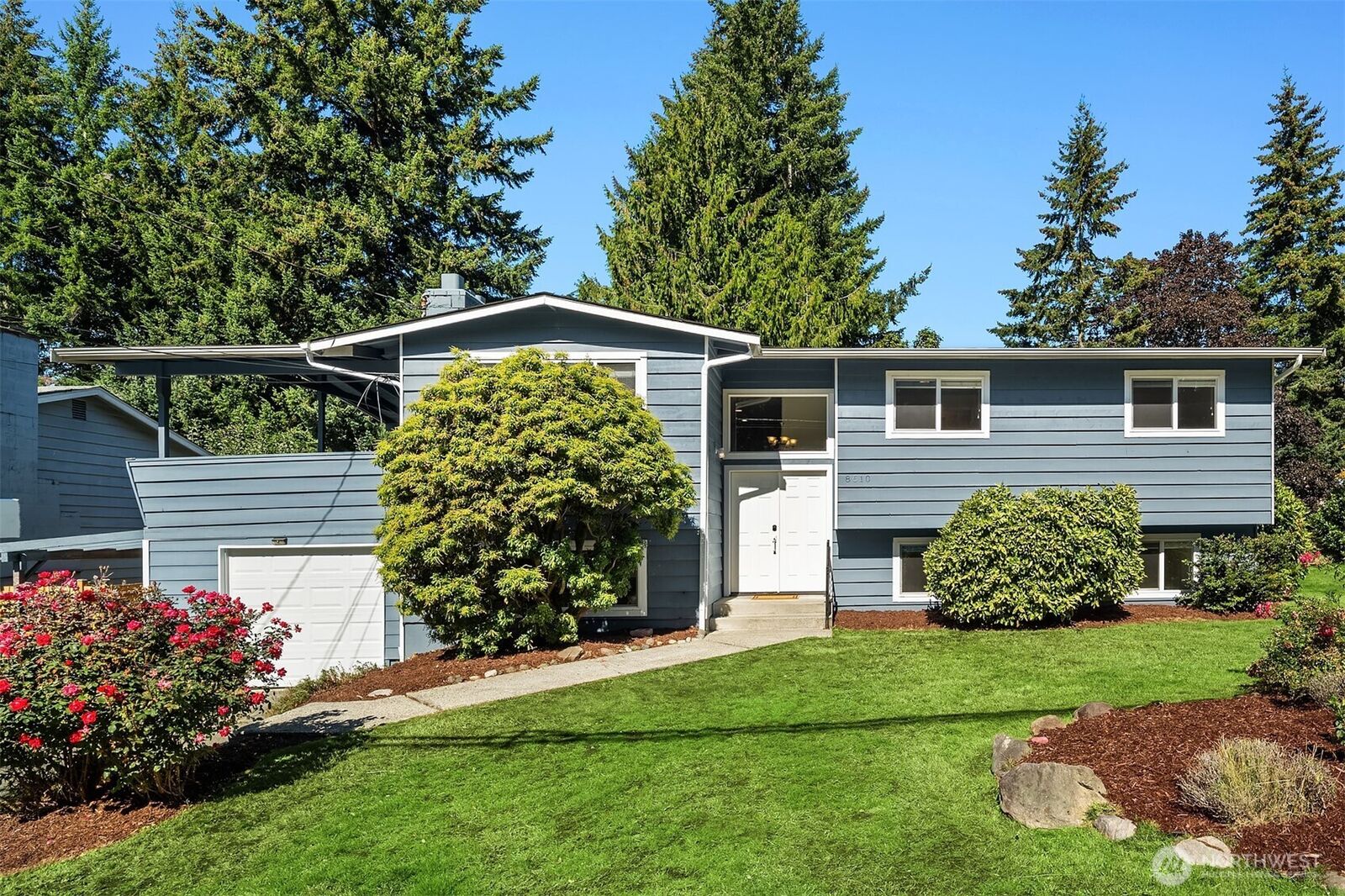Property Photo: 8610 NE 137th Street WA 98034