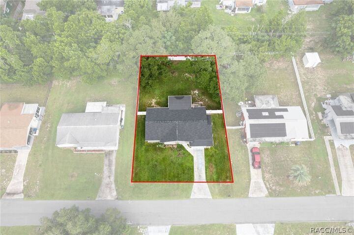 Property Photo:  16 S Jefferson Street  FL 34465 