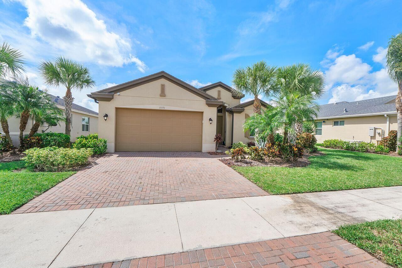 Property Photo: 11151 SW Lake Park Drive FL 34987