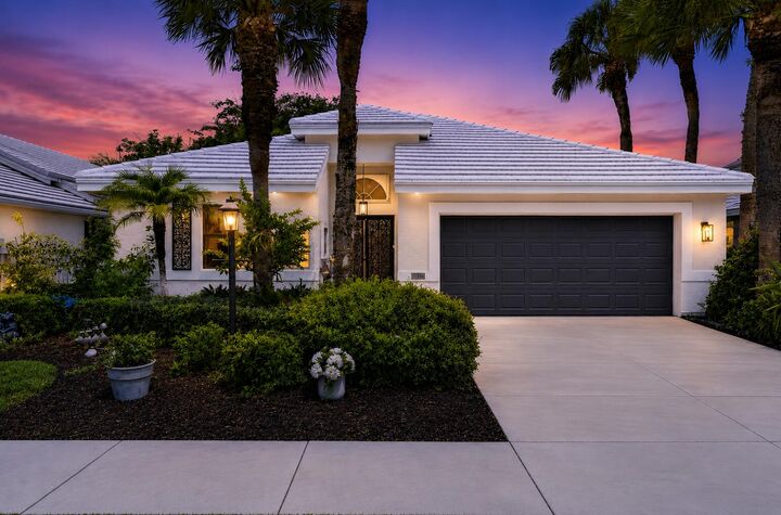 Property Photo:  2865 N Clearbrook Circle N  FL 33445 