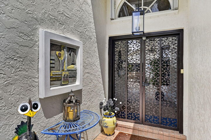 Property Photo:  2865 N Clearbrook Circle N  FL 33445 