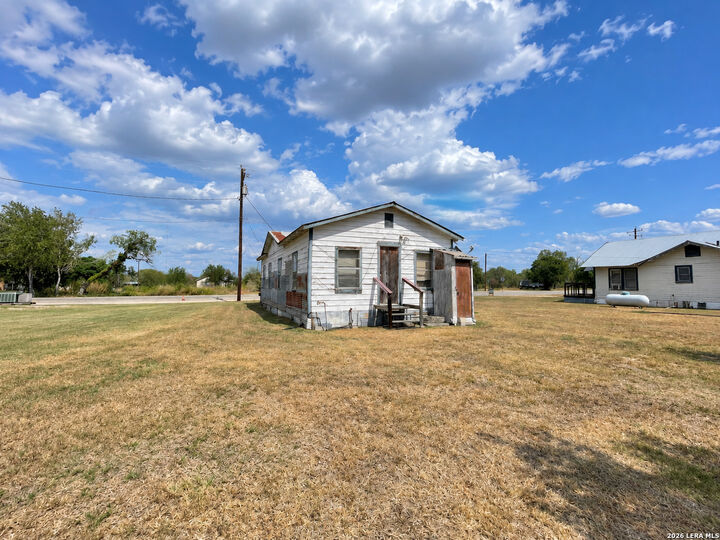 Property Photo:  3030 Commerce  TX 78064 