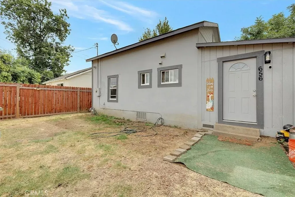 Property Photo:  656 Spruce  CA 95991 