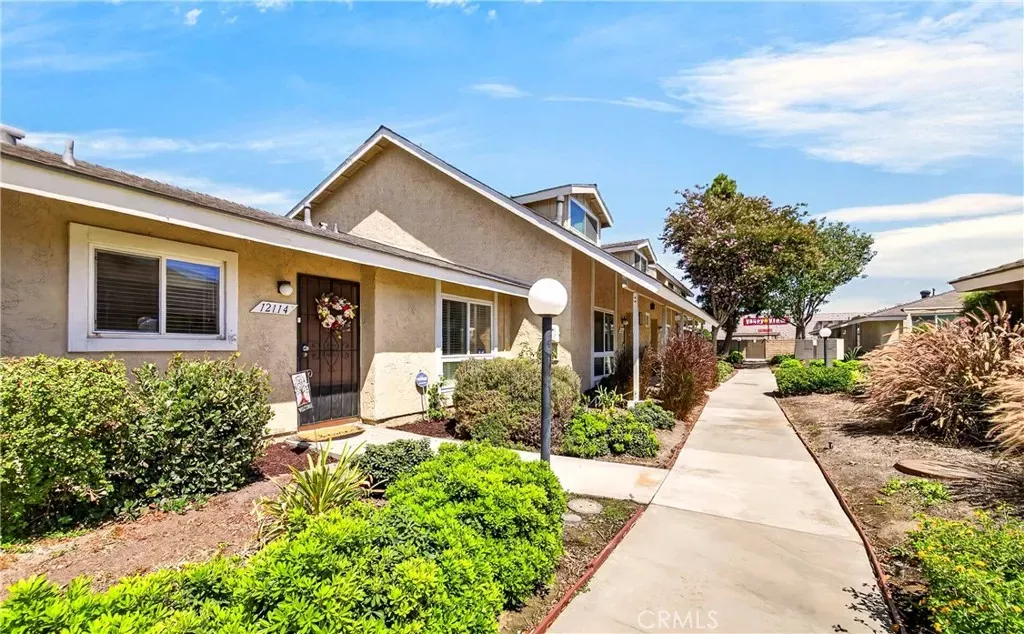 Property Photo:  12114 Stonegate Lane  CA 92845 