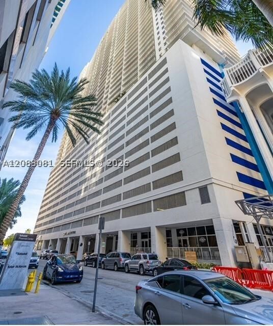 Property Photo: 1200 Brickell Bay Dr 3206 FL 33131