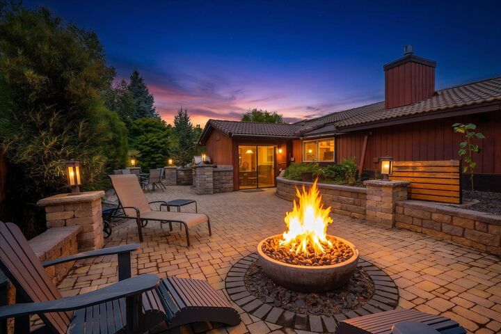 Property Photo:  8115 N Panorama Dr  WA 99208 