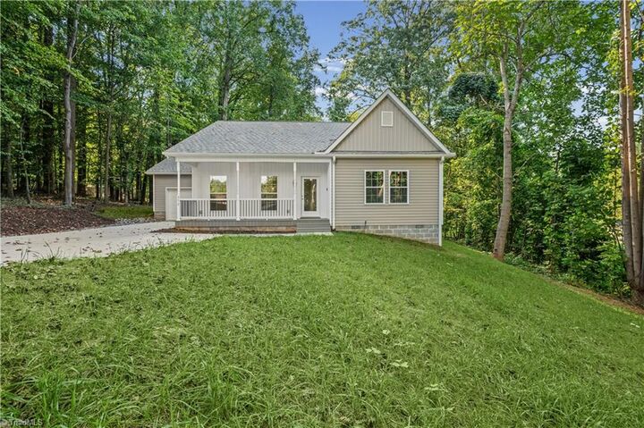 Property Photo:  312 Della Drive  NC 27105 