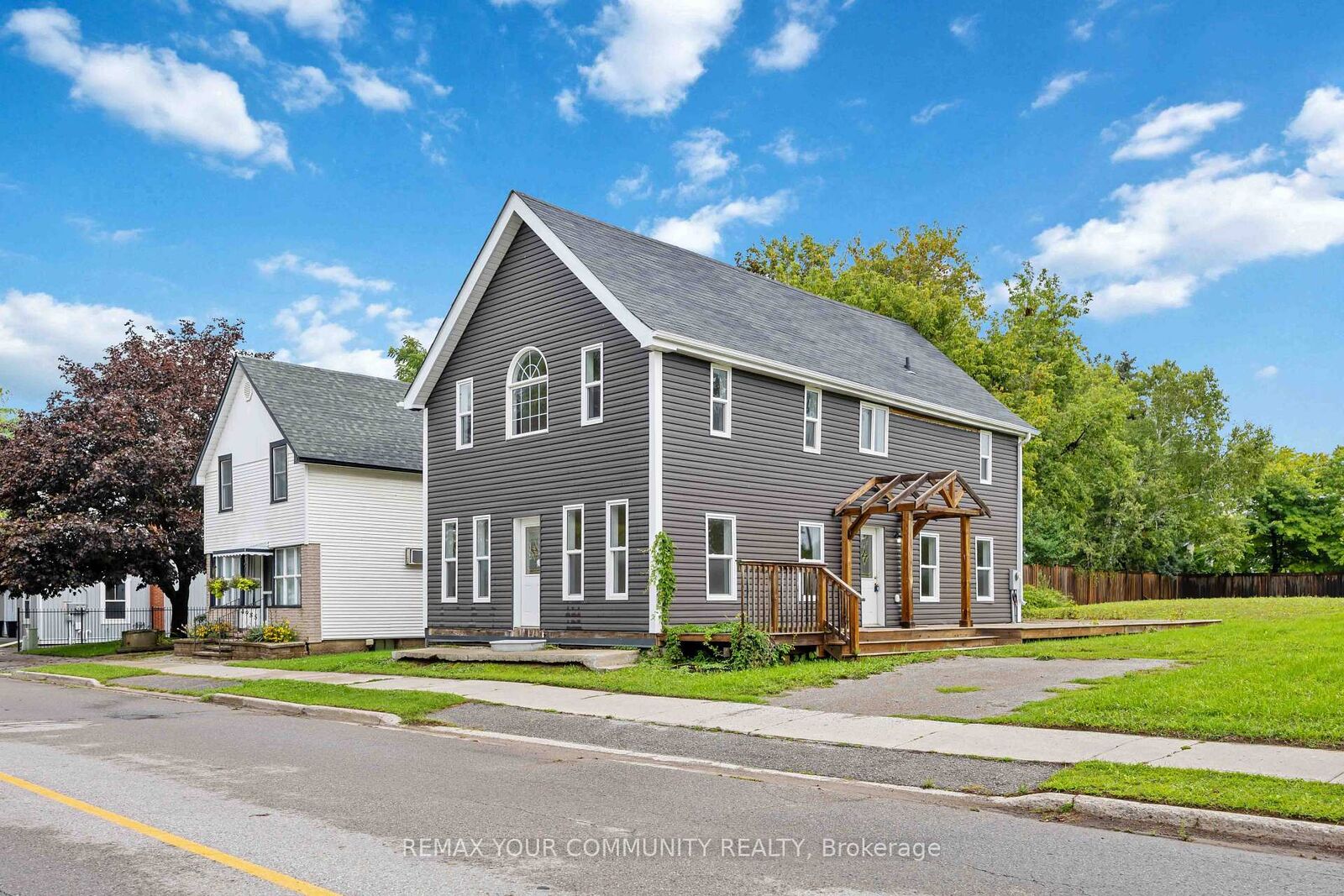 Property Photo:  4973 Old Brock Road  ON L1Y 1B1 