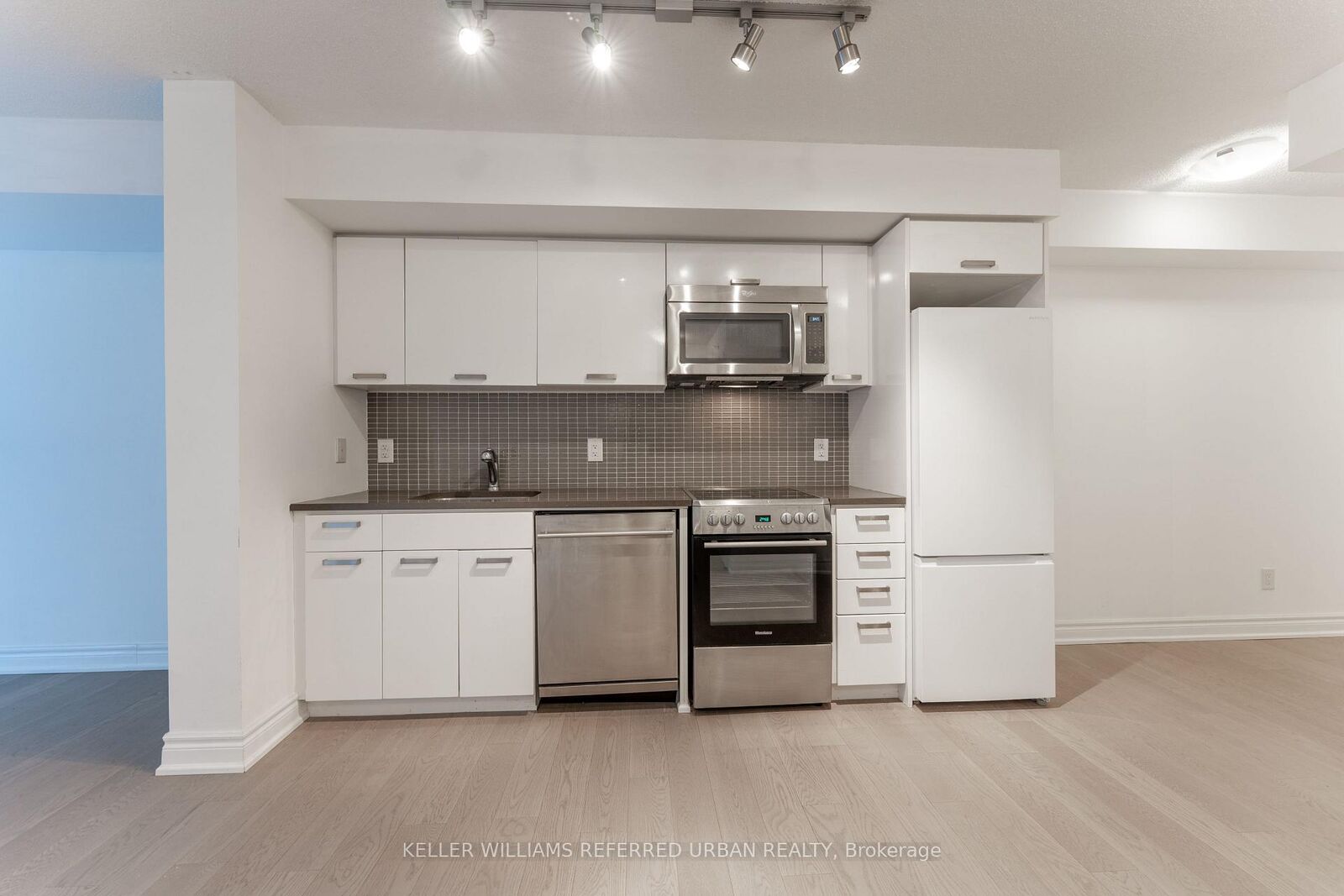 Property Photo: 295 Adelaide Street W 201 ON M5V 1P7