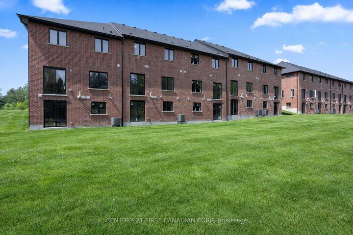 Photo de la propriété:  6882 Heathwoods Avenue  ON N6P 1H3 