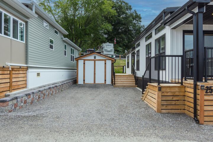Property Photo: 484 Frankford Stirling Road 25 ON K0K 2C0