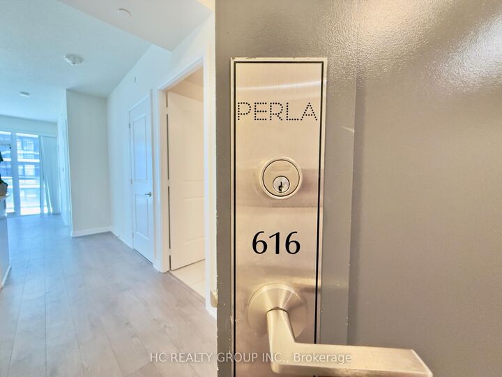Property Photo:  35 Watergarden Drive 616  ON M1S 0C2 