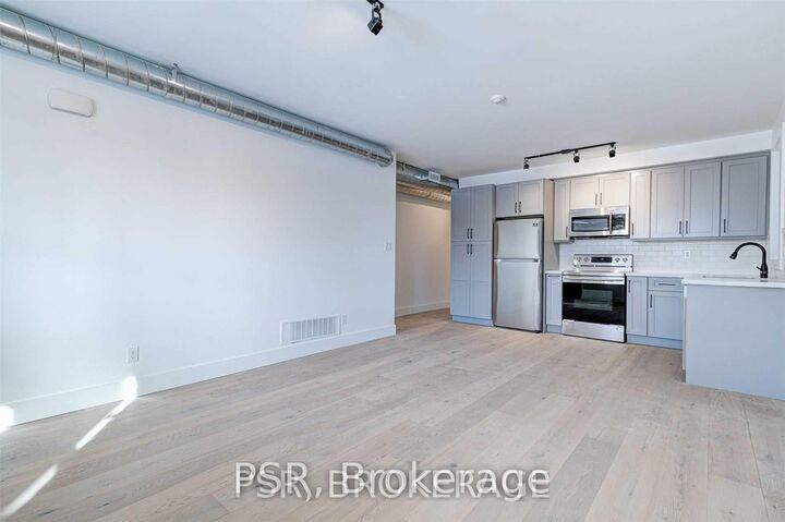 Property Photo:  87 Hammersmith Avenue Main  ON M4E 2W3 