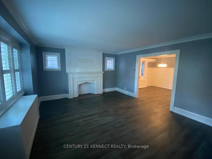 Property Photo:  1102 Avenue Road Upper  ON M5N 2E3 
