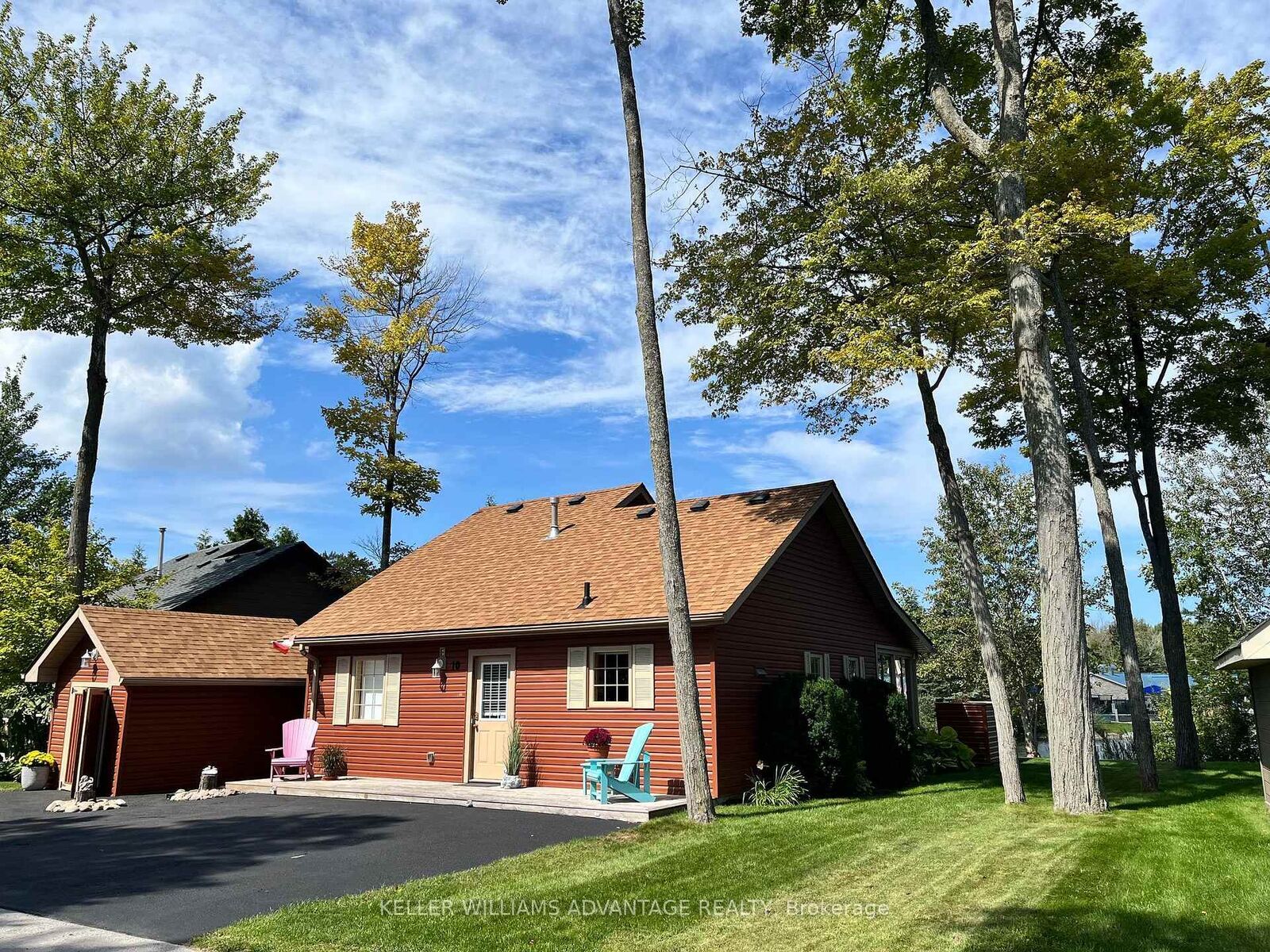 Property Photo:  10 Cabin Crescent  ON L9Z 1X7 