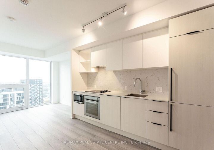 Property Photo:  82 Dalhousie Street 3802  ON M5B 0C5 