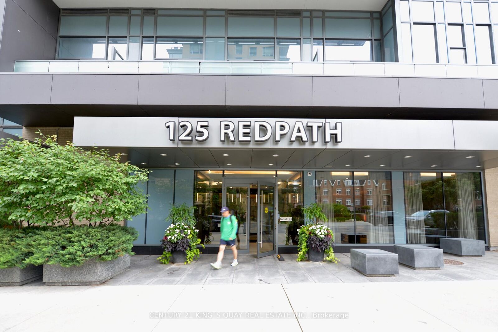 Property Photo: 125 Redpath Avenue 1601 ON M4S 0B5