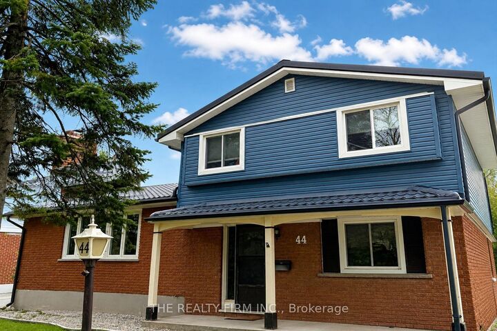 Property Photo:  44 Ebury Place  ON N6C 4V4 