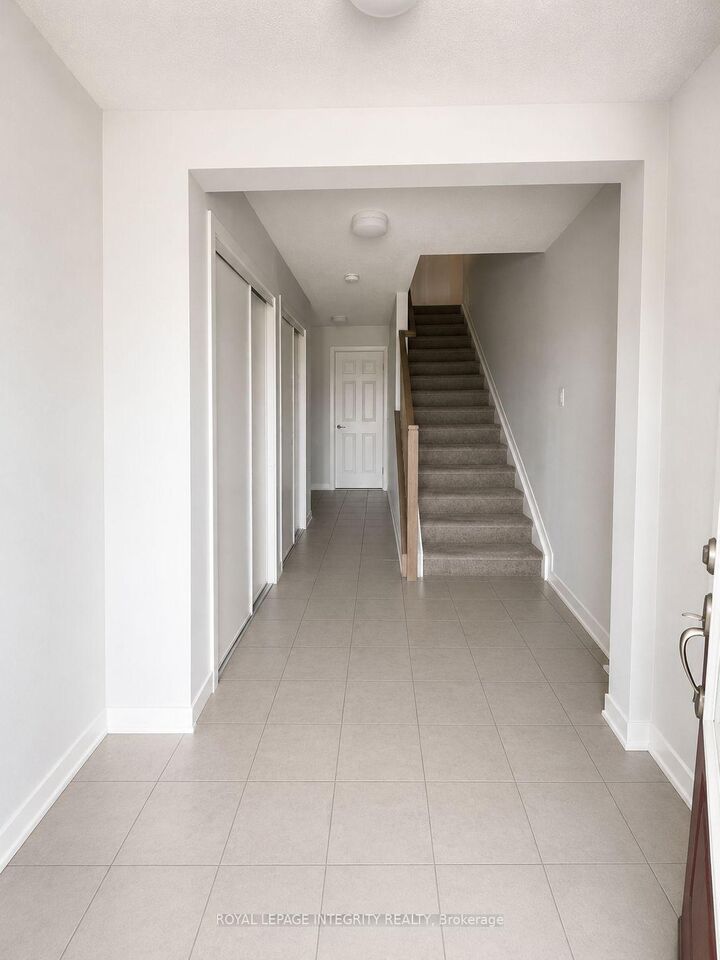 Property Photo:  347 Parallax Private  ON K2J 7B2 