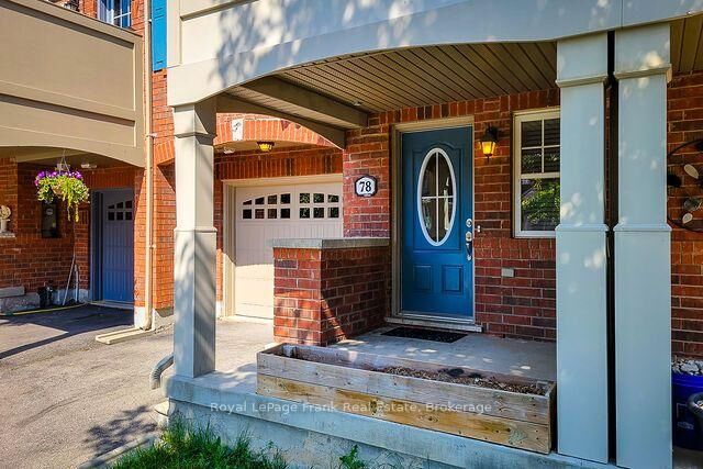 Property Photo:  78 Finney Terrace  ON L9T 7B2 