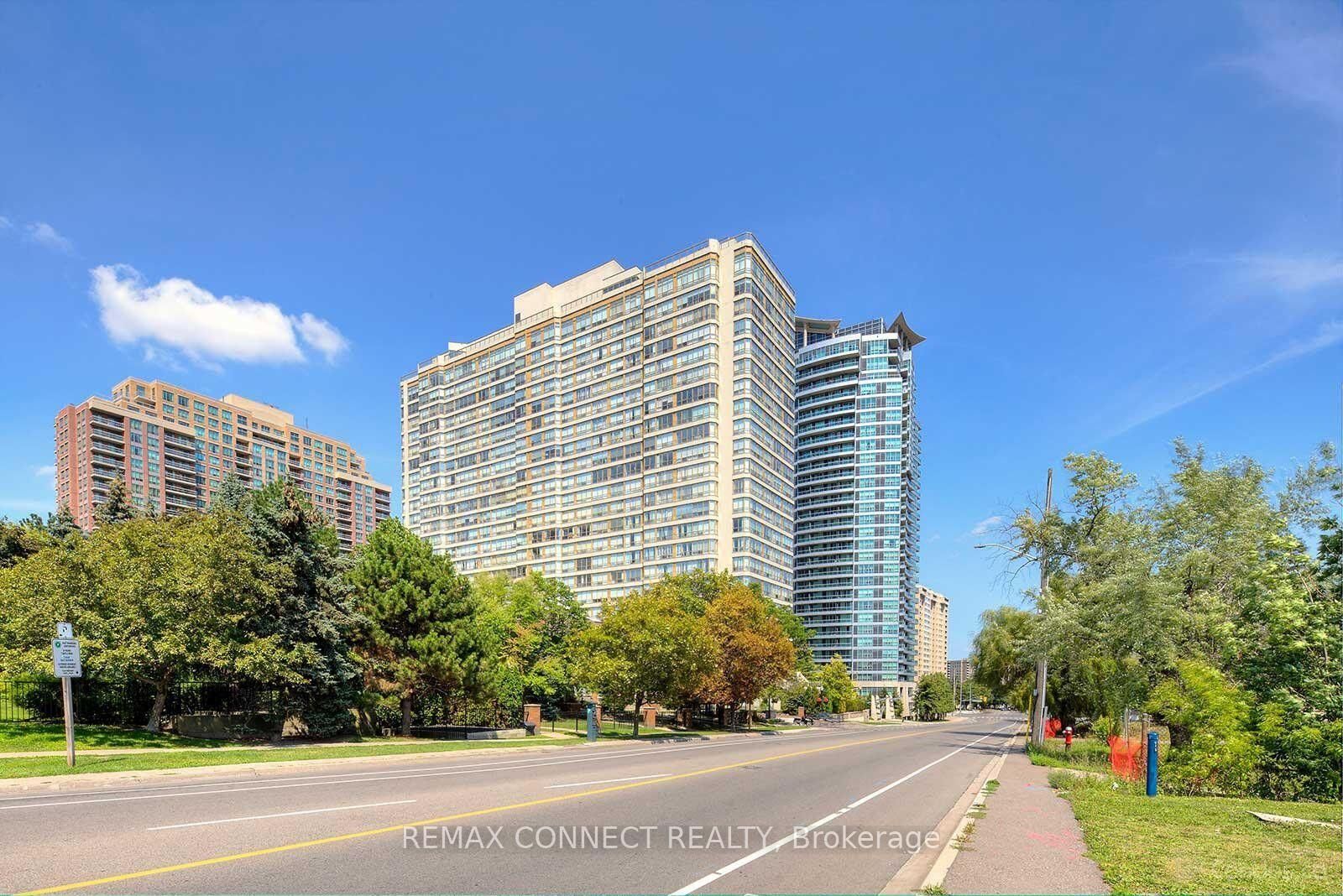 Property Photo: 55 Elm Drive W 1908 ON L5B 3Z3
