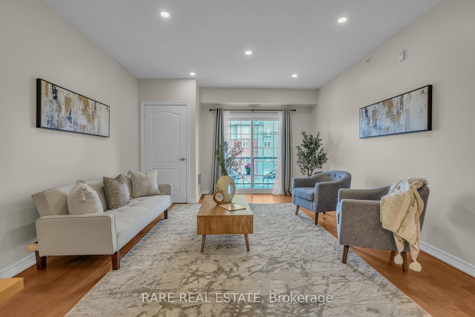Property Photo:  41 Ferndale Drive S 309  ON L4N 5T6 