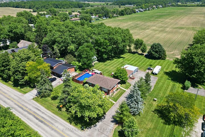 Property Photo: 1065 Woodburn Road ON L0R 1P0