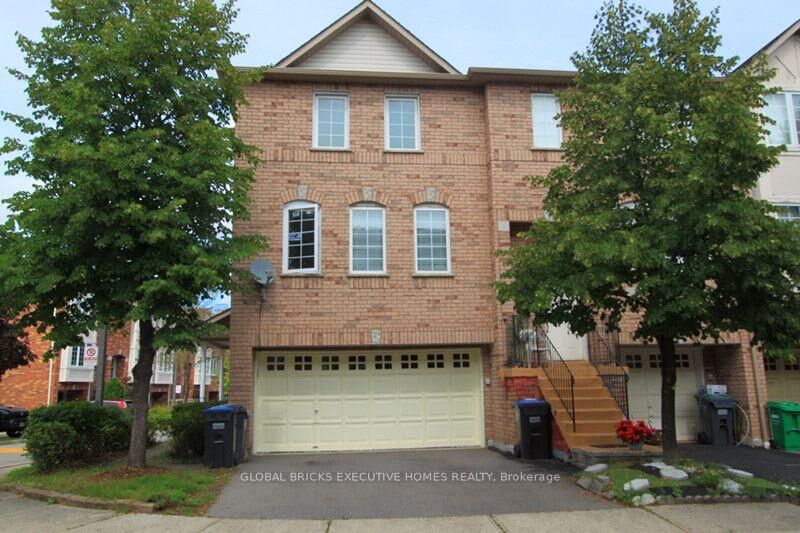 Property Photo:  80 Acorn Place 111  ON L4Z 4C6 