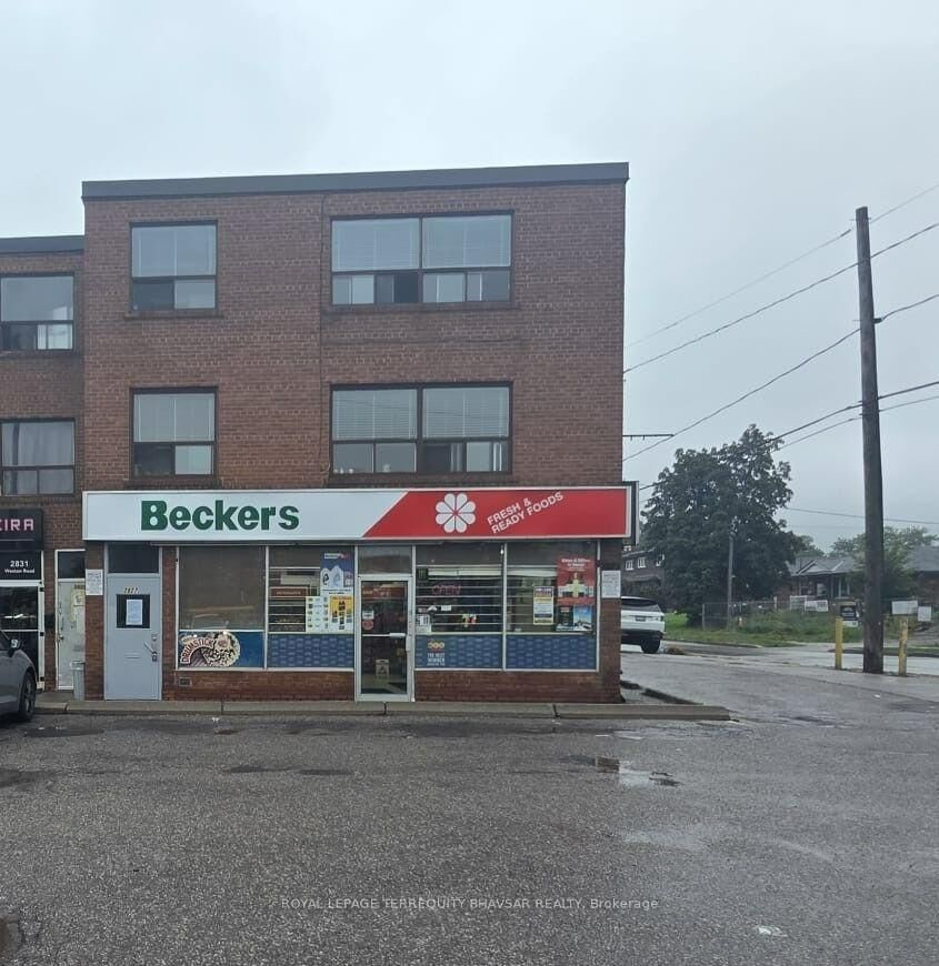 Property Photo:  2827 Weston Road 1  ON M9M 2S1 