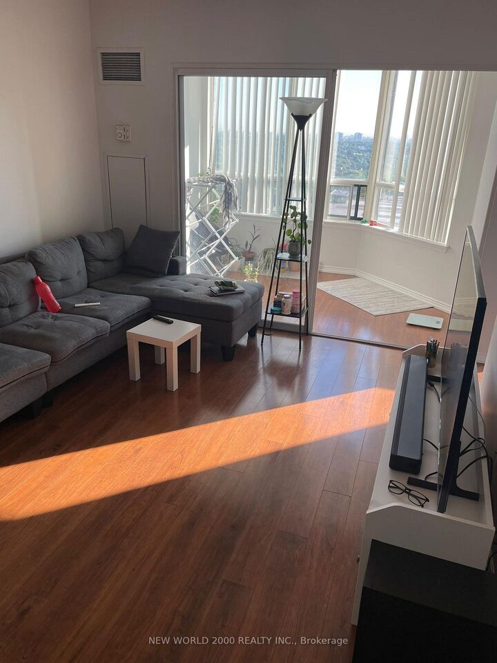 Property Photo:  135 Hillcrest Avenue 1916  ON L5B 4B1 